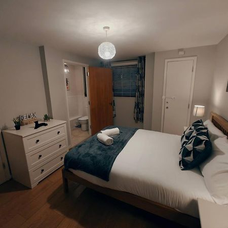 2Br Cosy City Centre Apartment ベルファスト エクステリア 写真