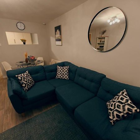 2Br Cosy City Centre Apartment ベルファスト エクステリア 写真