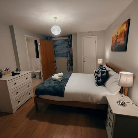 2Br Cosy City Centre Apartment ベルファスト エクステリア 写真