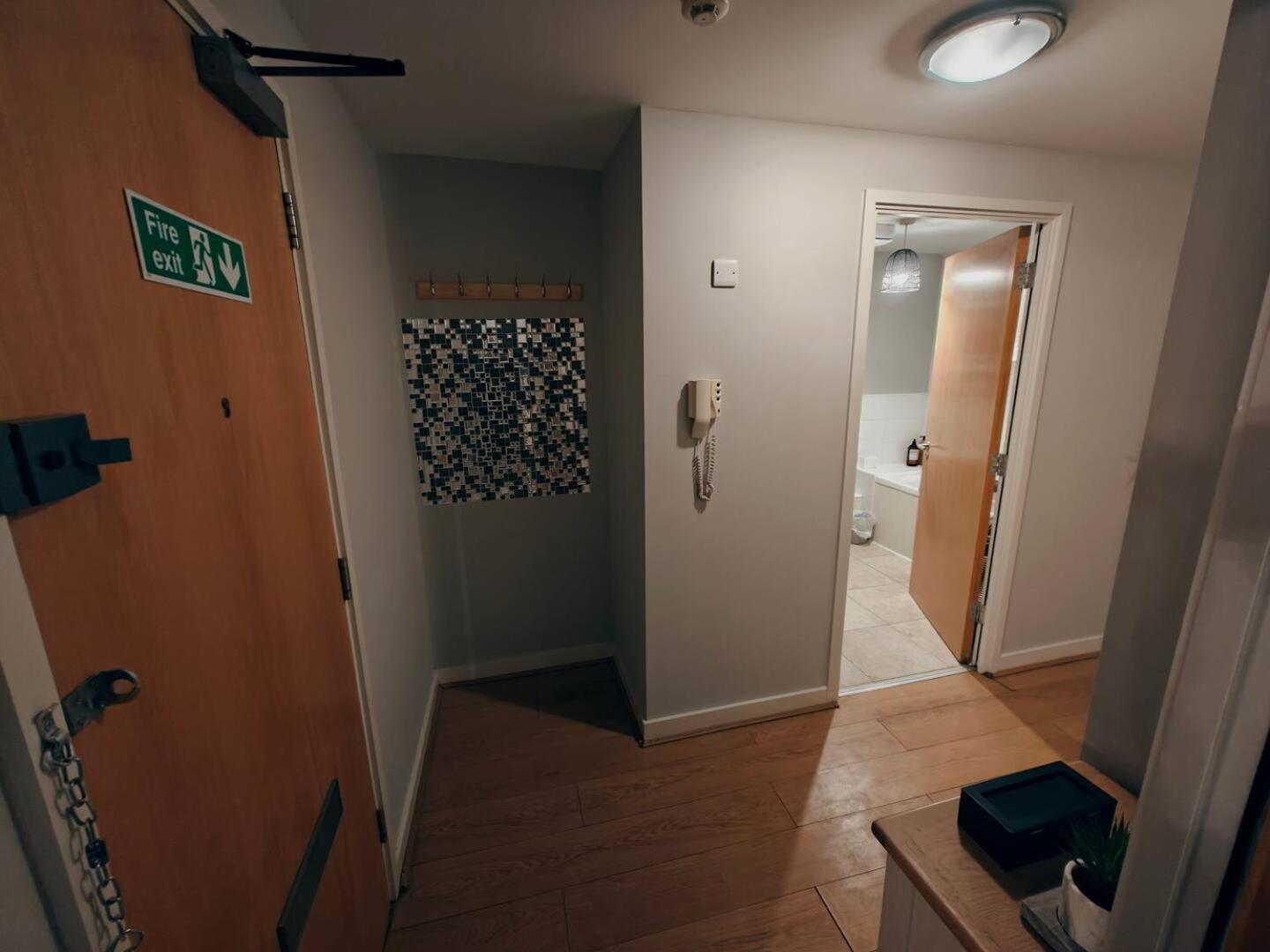 2Br Cosy City Centre Apartment ベルファスト エクステリア 写真